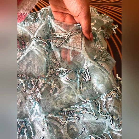 Bollywood inspired janhvi kapoor beautiful sequin saree - Picture 4 of 9